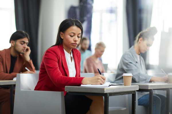 Formation gestion antibes : développez vos compétences professionnelles