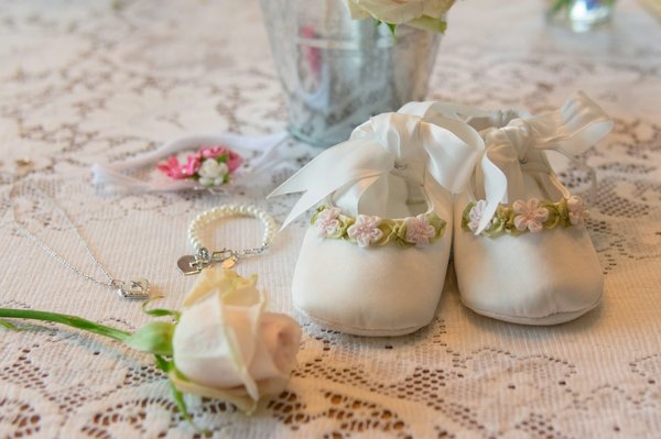 Découvrez combien coûte un baptême : estimations et conseils pratiques